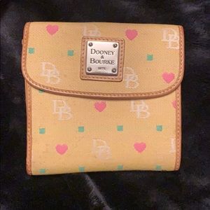 💖DOINEY & BOURKE HEART WALLET💖